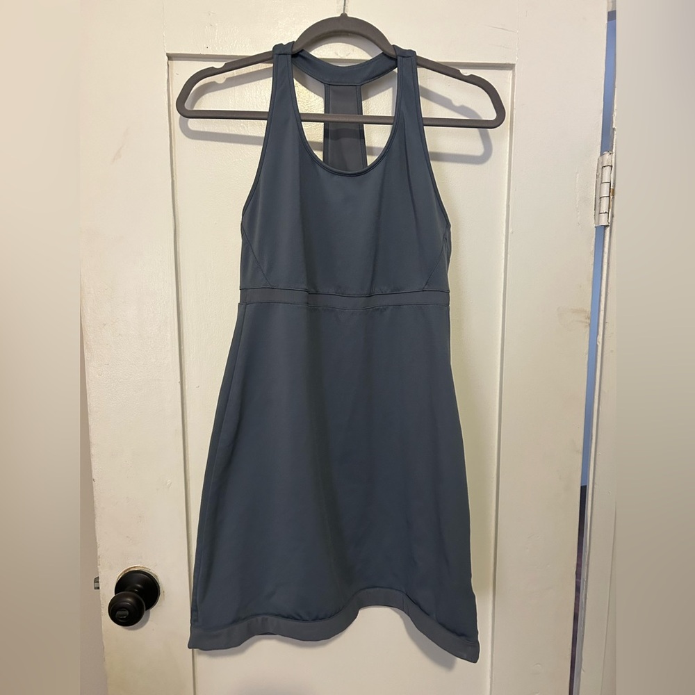 GapFit pique and mesh tennis dress